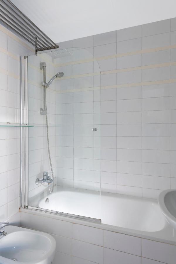 Apartamento Con Terraza En Sevilla Centro By Rent Me Luaran gambar
