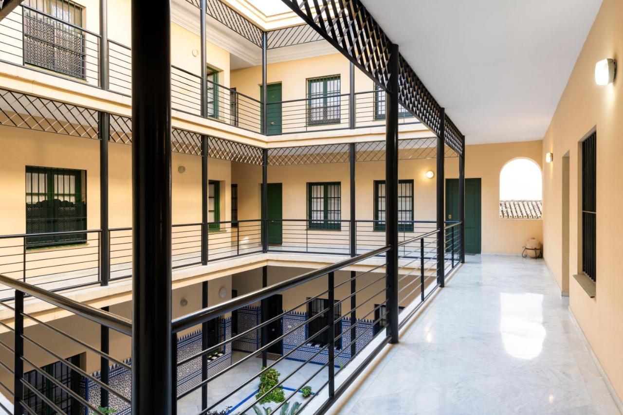 Apartamento Con Terraza En Sevilla Centro By Rent Me Luaran gambar